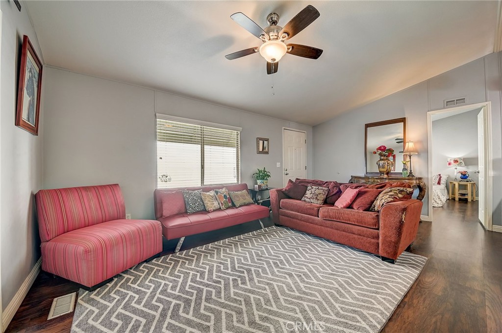 2770 W Lincoln Avenue 52