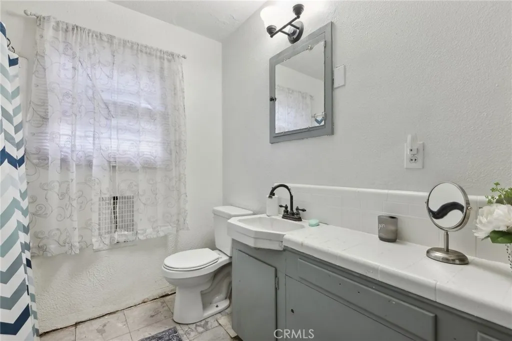 324 N Encinitas Avenue