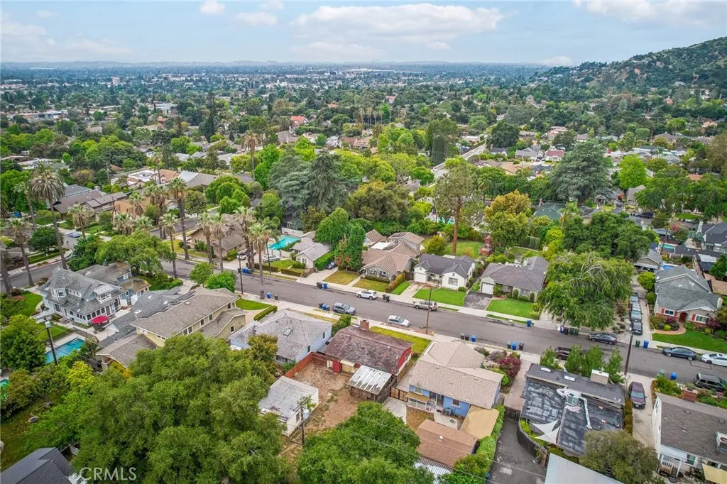 324 N Encinitas Avenue
