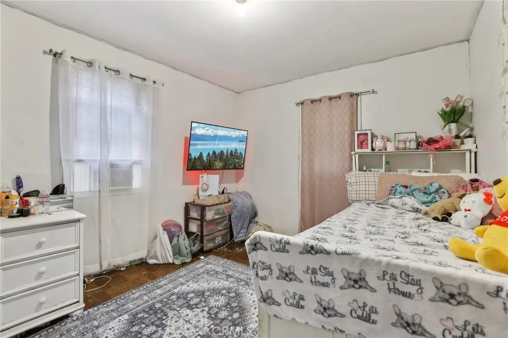 324 N Encinitas Avenue