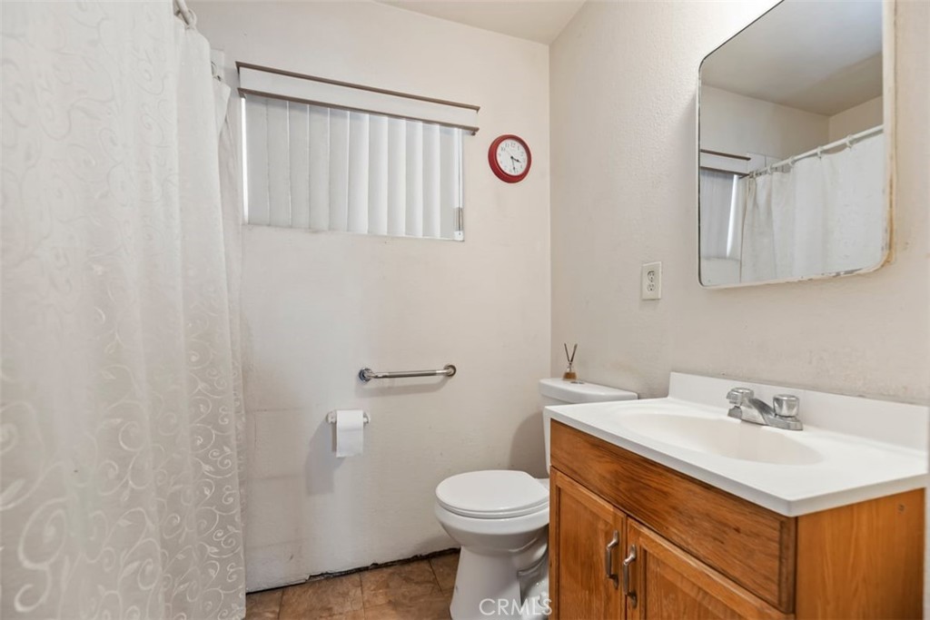 13622 Hartsville Street