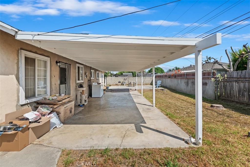 13622 Hartsville Street