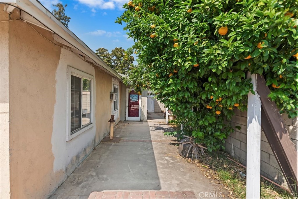 13622 Hartsville Street