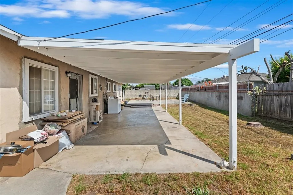 13622 Hartsville Street