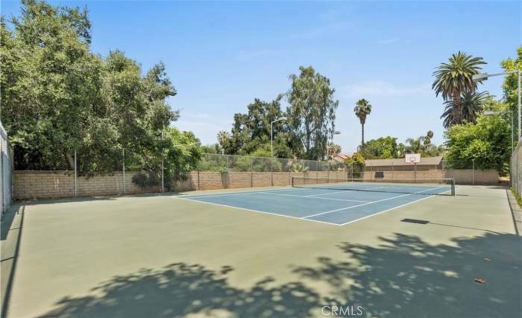 246 E Fern Avenue 210