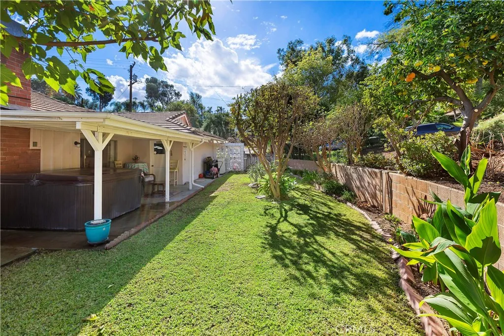 11139 Western Hills Drive