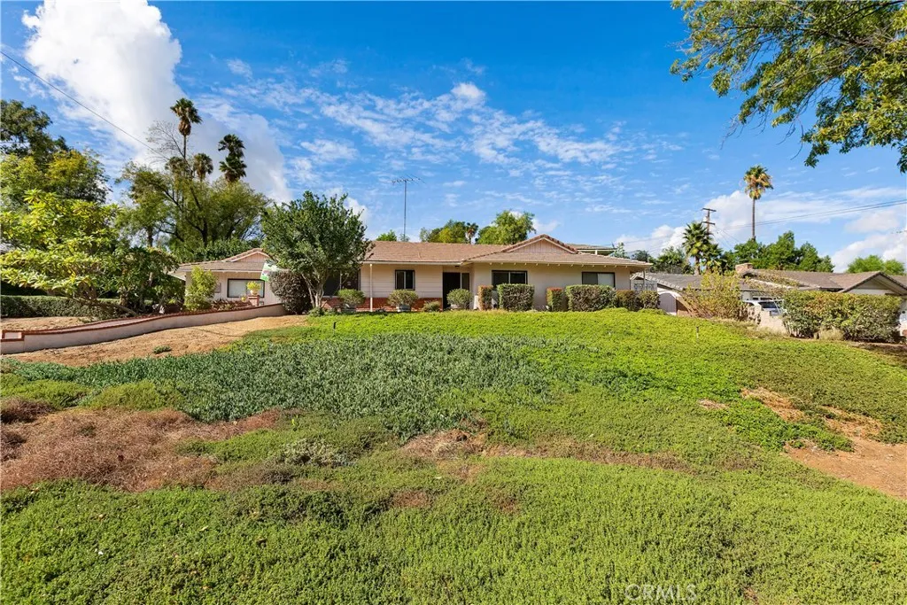 11139 Western Hills Drive