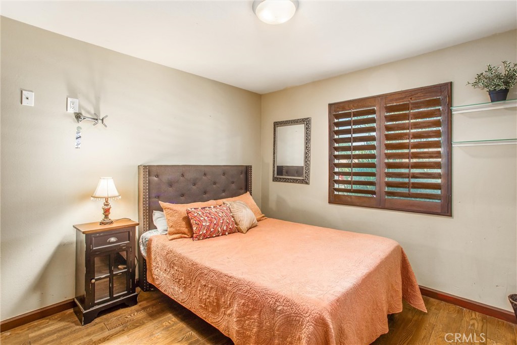 340 S San Mateo Street