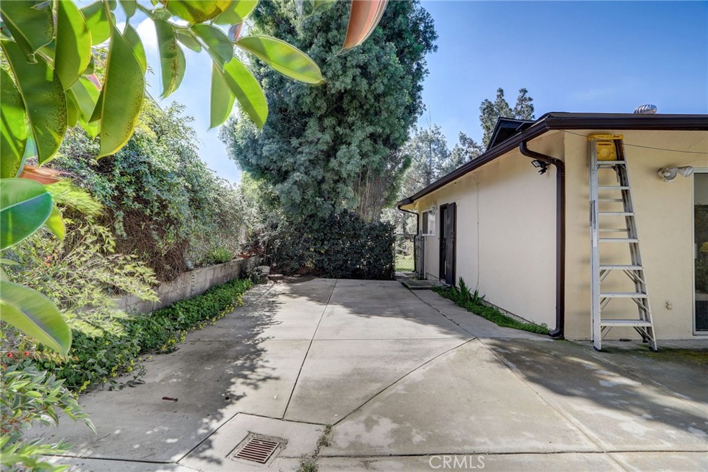 10619 Kurt Street