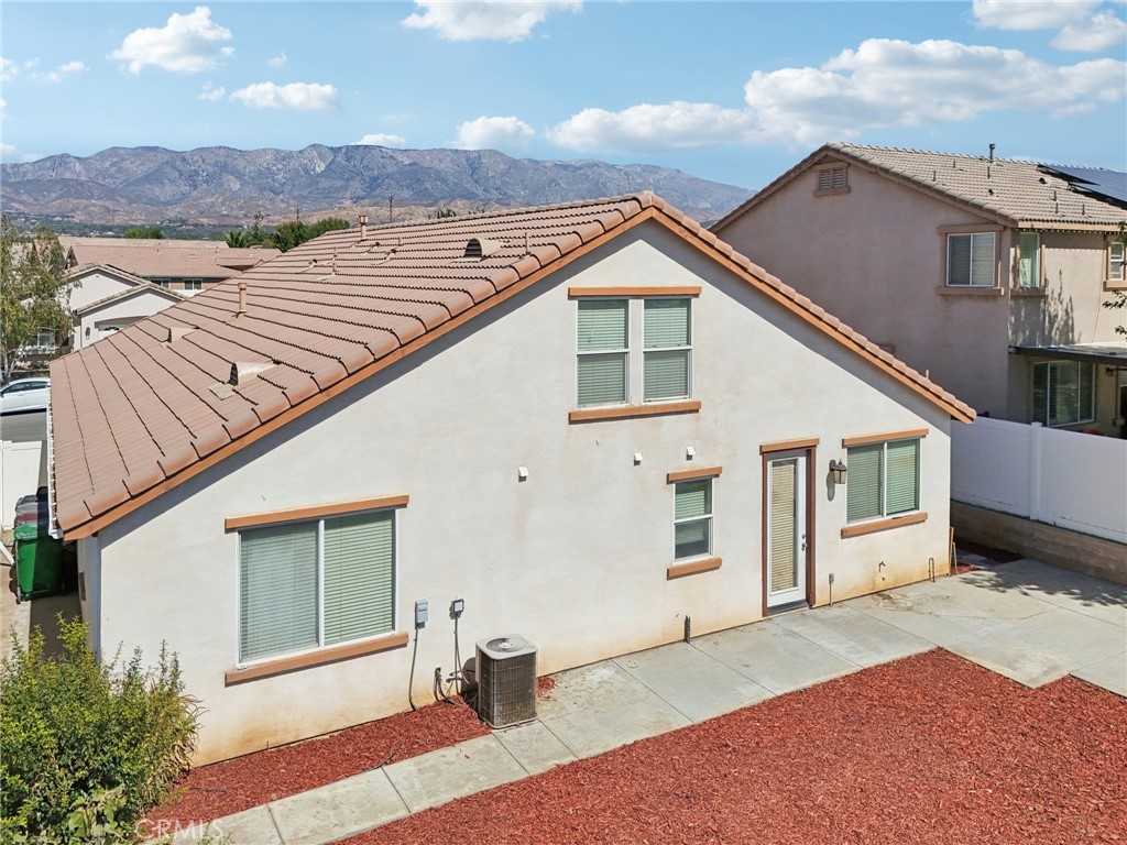 717 Cedar View Drive