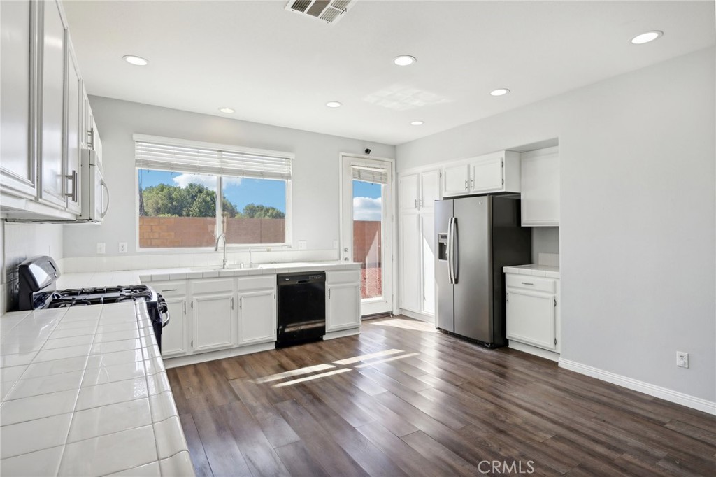 717 Cedar View Drive