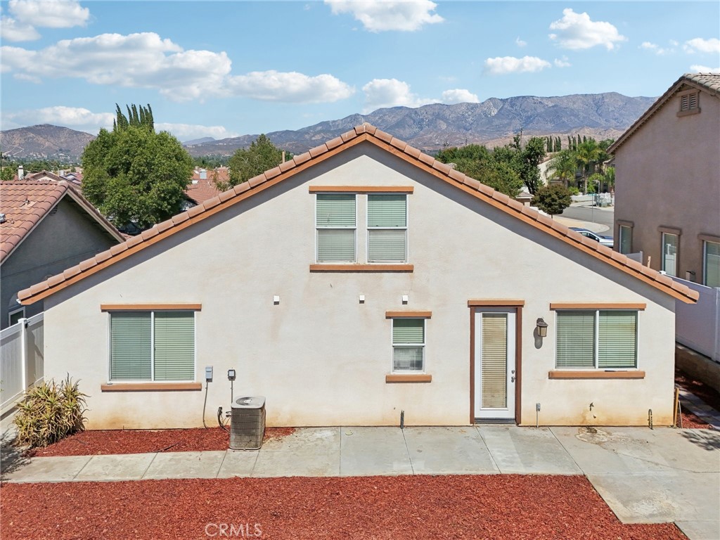 717 Cedar View Drive