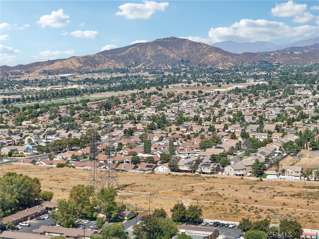 717 Cedar View Drive