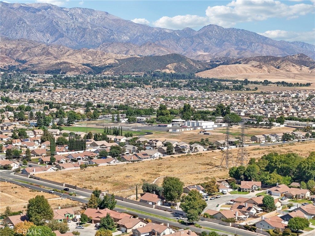 717 Cedar View Drive