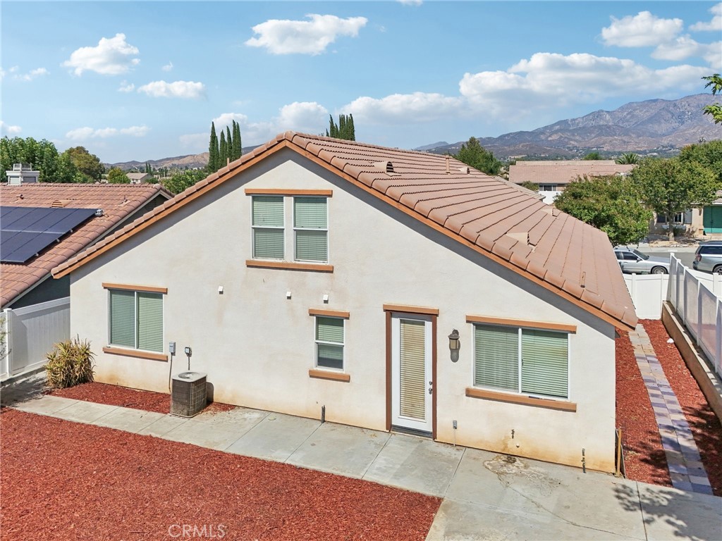 717 Cedar View Drive