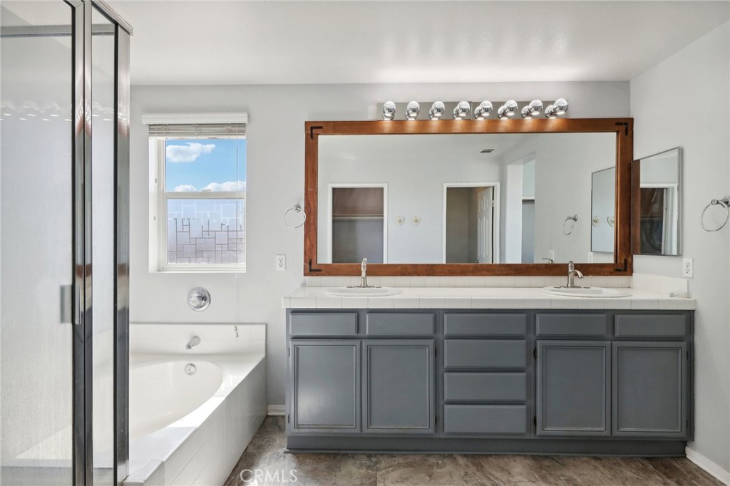 717 Cedar View Drive