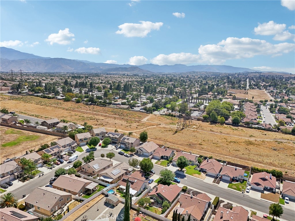 717 Cedar View Drive