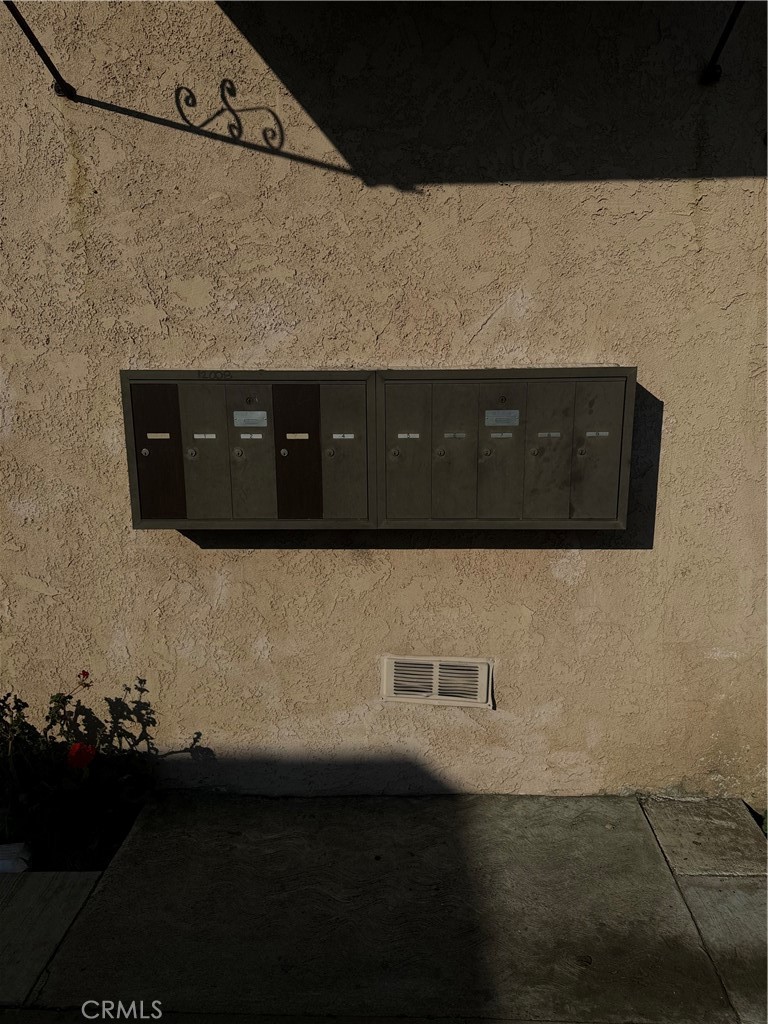 12008 Long Beach Boulevard
