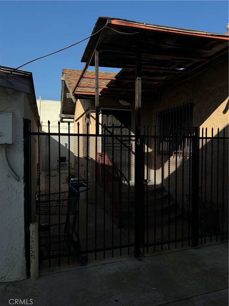 12008 Long Beach Boulevard