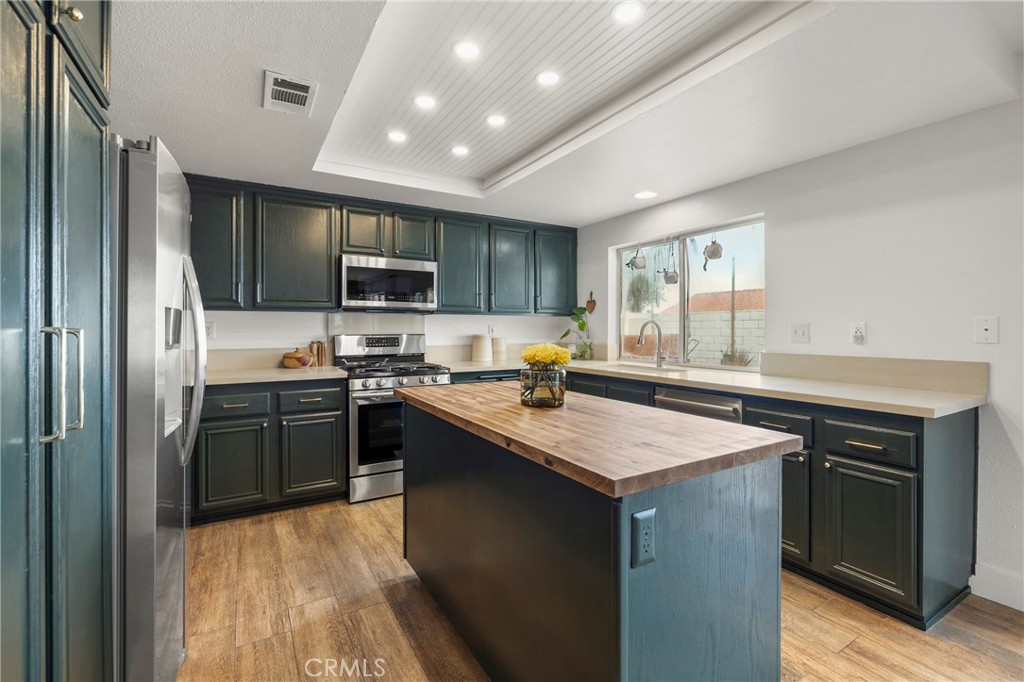 19430 Bridgewater Lane