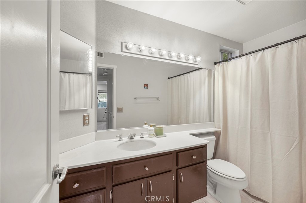 19430 Bridgewater Lane