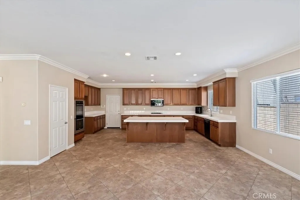 6522 Gold Dust Street