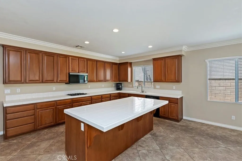 6522 Gold Dust Street