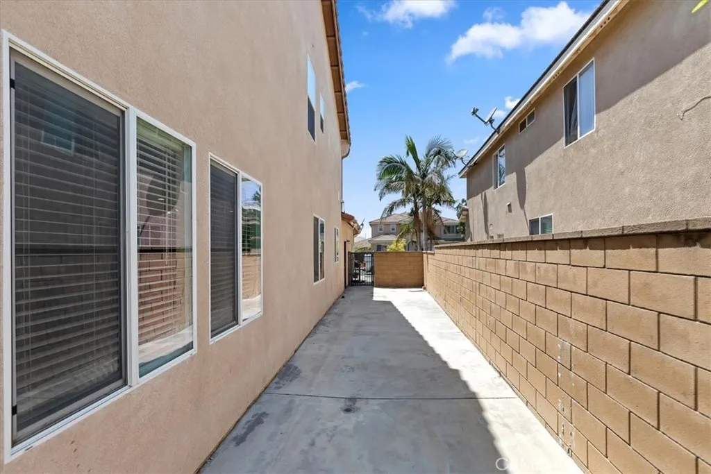 6522 Gold Dust Street