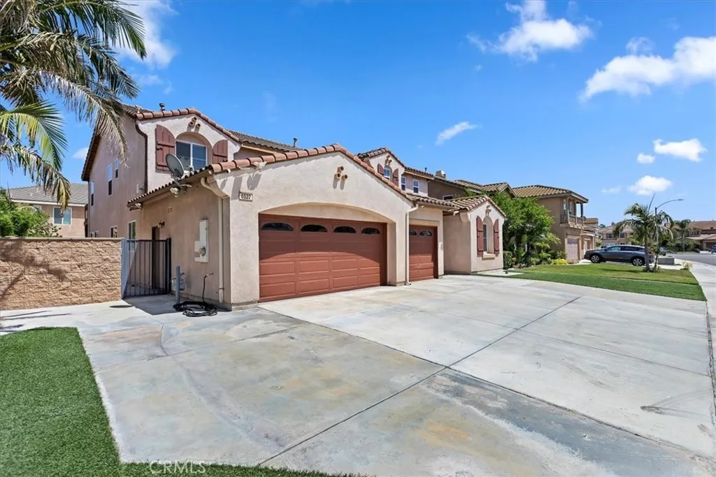 6522 Gold Dust Street