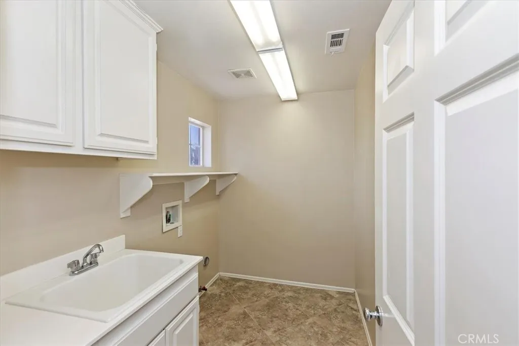 6522 Gold Dust Street