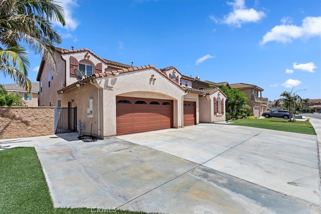 6522 Gold Dust Street