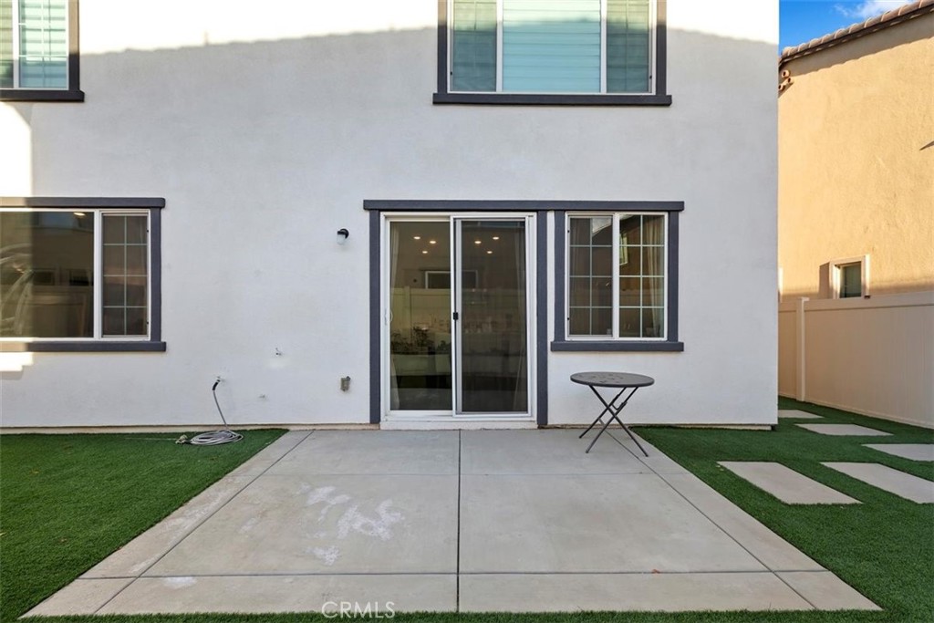 2275 Melogold Way