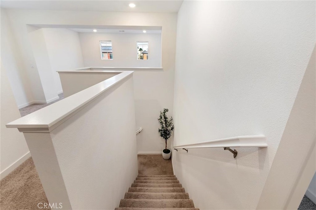 2275 Melogold Way