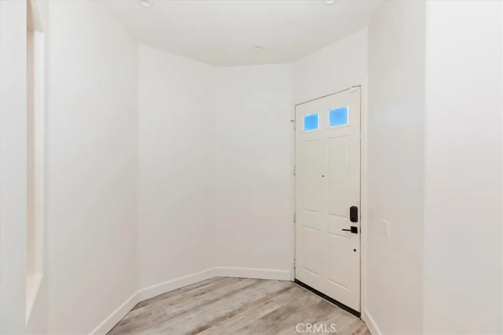 27792 Carlton Oaks Street