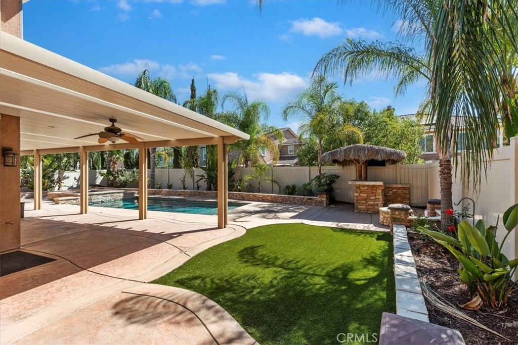 27792 Carlton Oaks Street