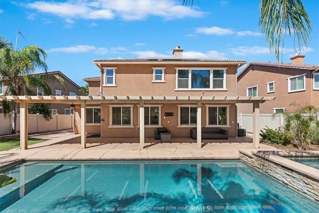 27792 Carlton Oaks Street