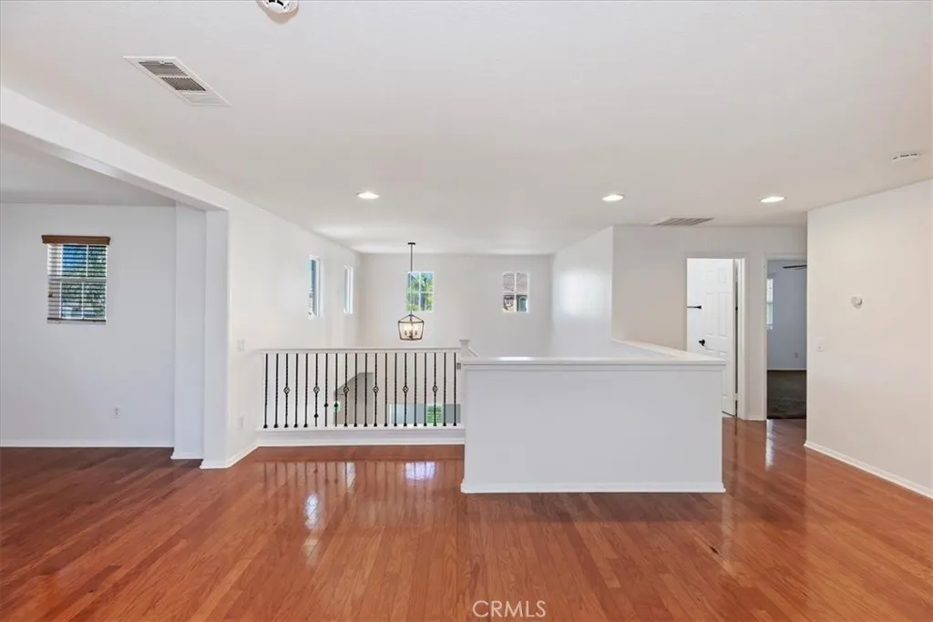 27792 Carlton Oaks Street