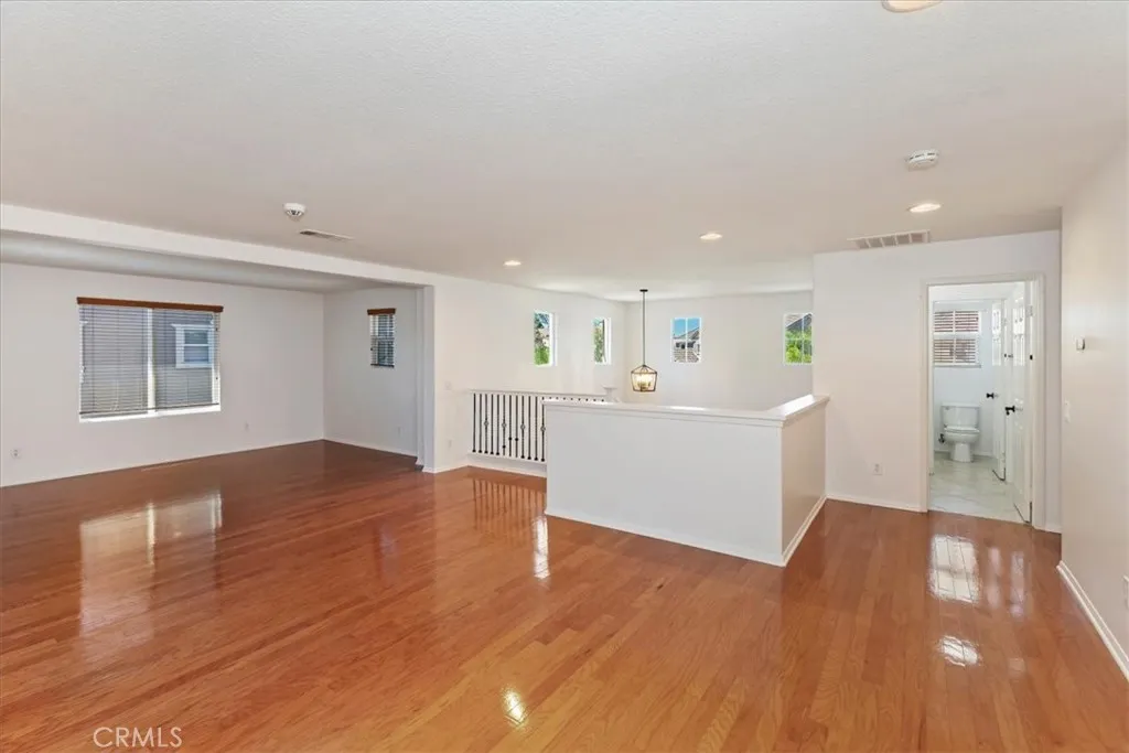 27792 Carlton Oaks Street