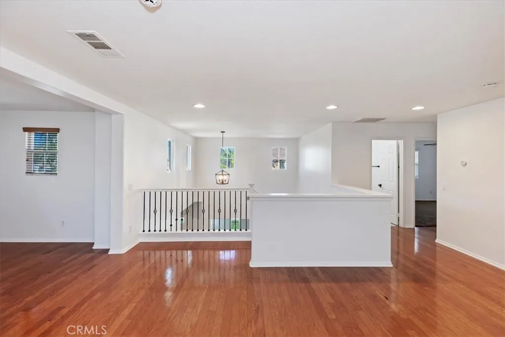 27792 Carlton Oaks Street