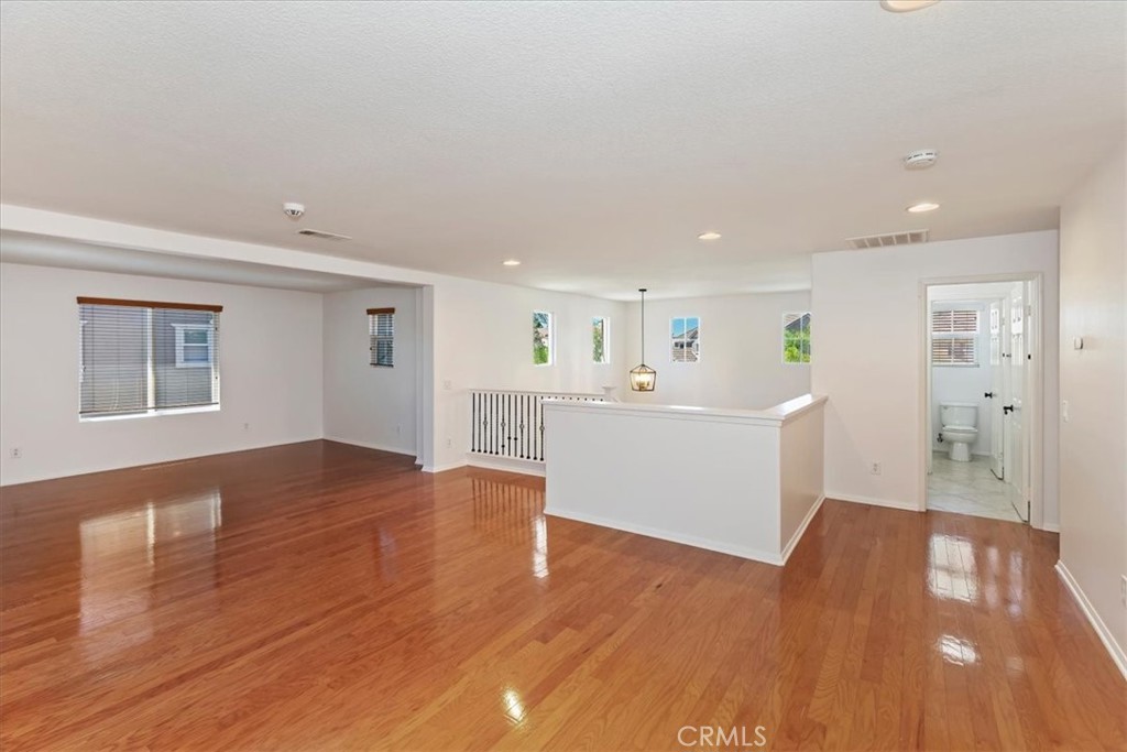 27792 Carlton Oaks Street