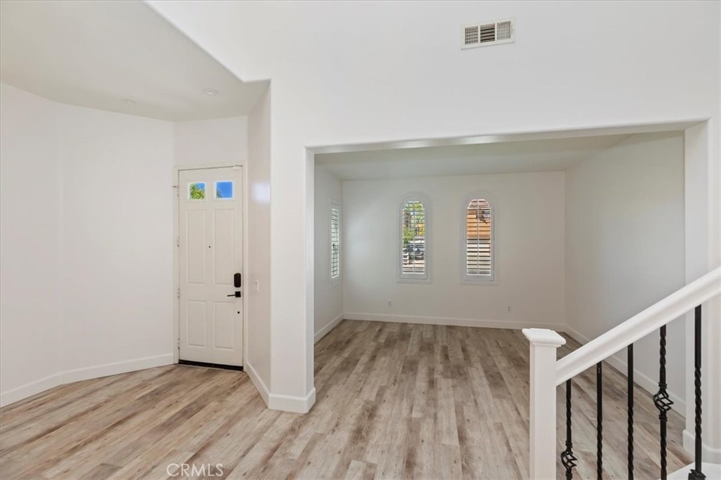 27792 Carlton Oaks Street