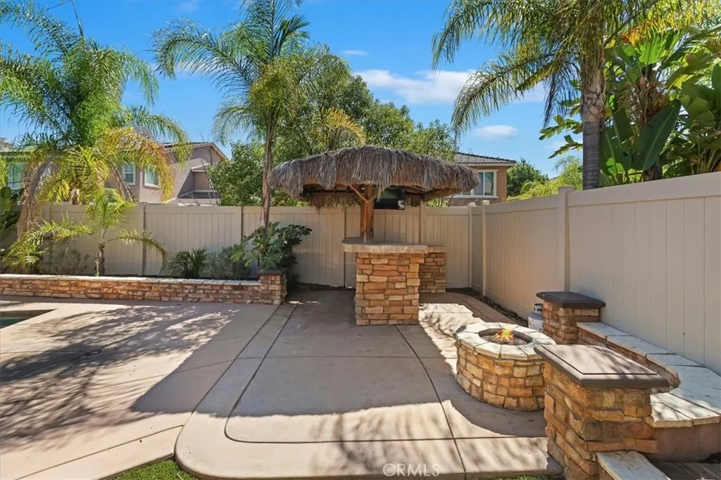 27792 Carlton Oaks Street