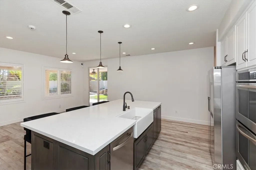 27792 Carlton Oaks Street