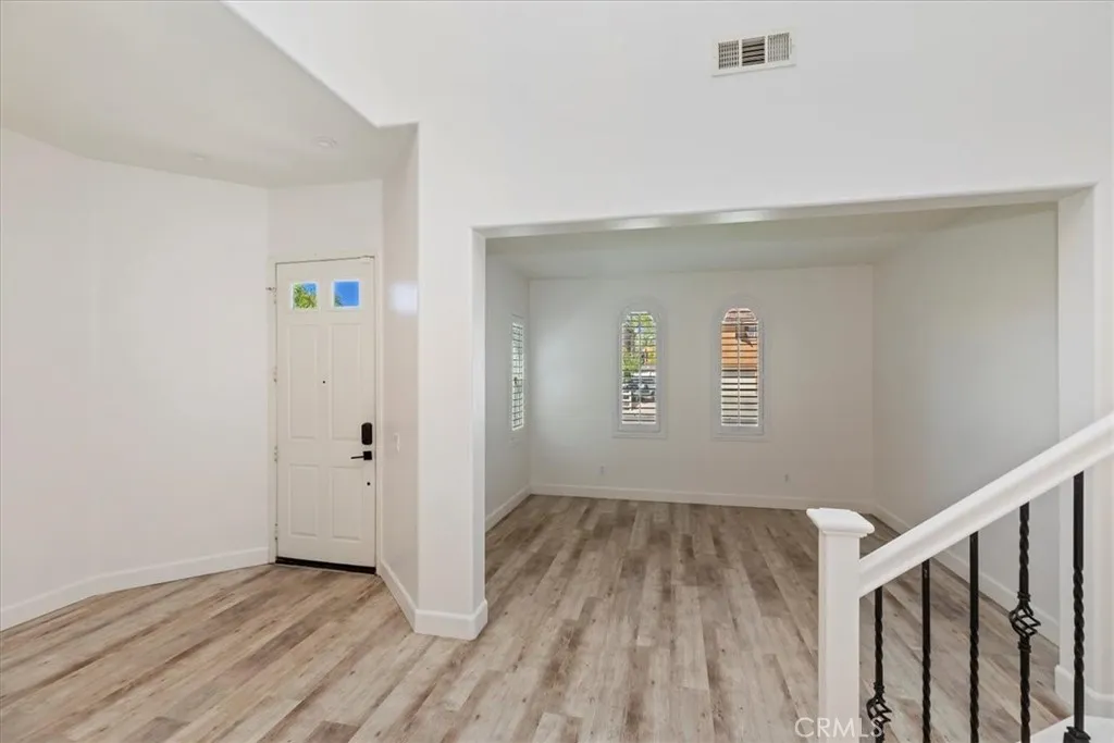 27792 Carlton Oaks Street