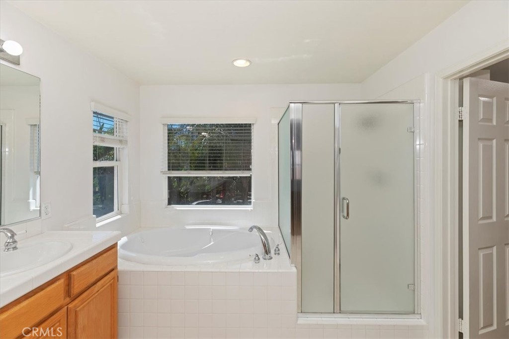 27792 Carlton Oaks Street