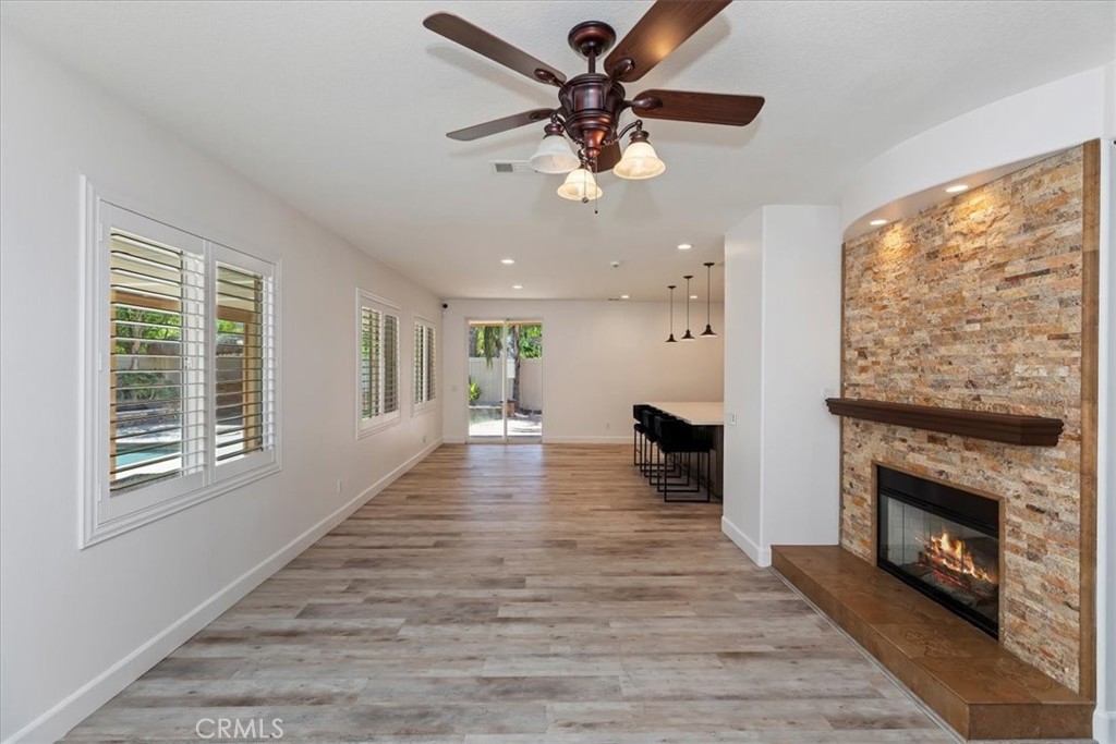 27792 Carlton Oaks Street