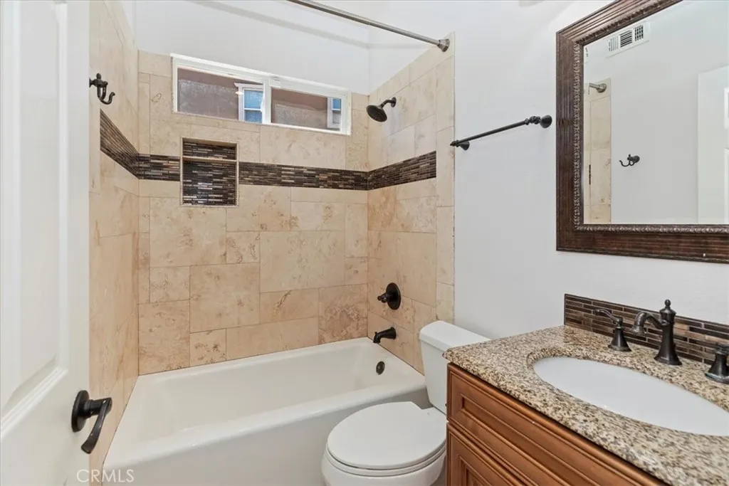 27792 Carlton Oaks Street