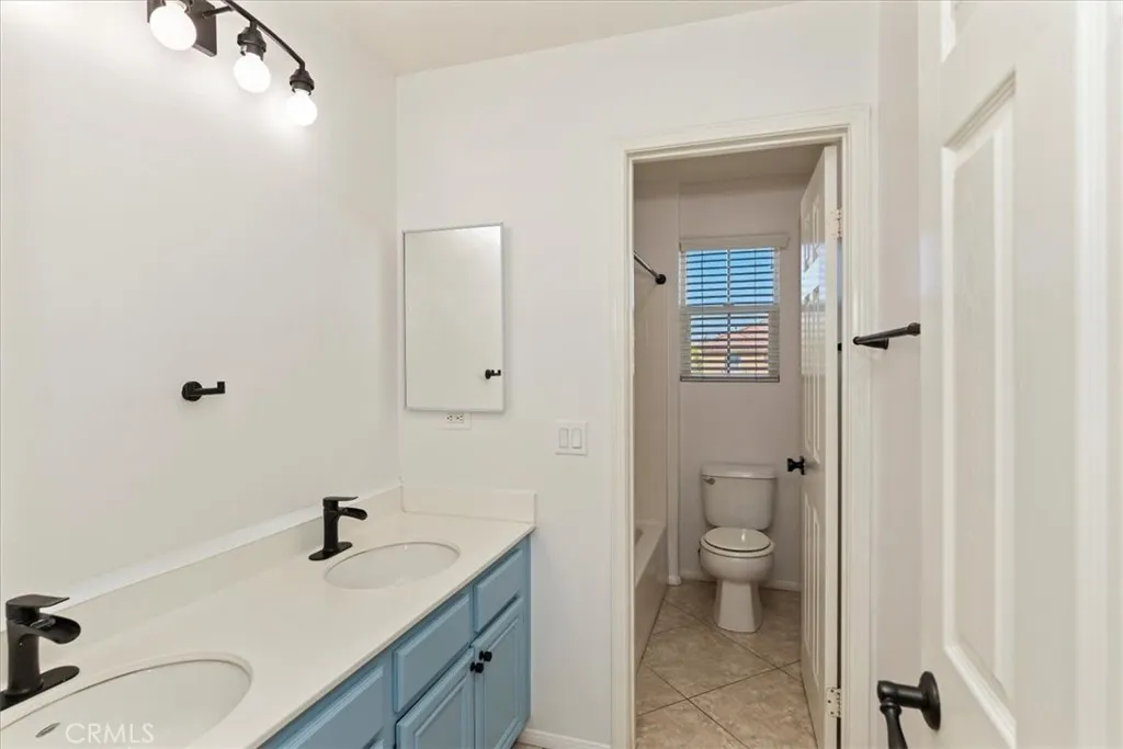 27792 Carlton Oaks Street