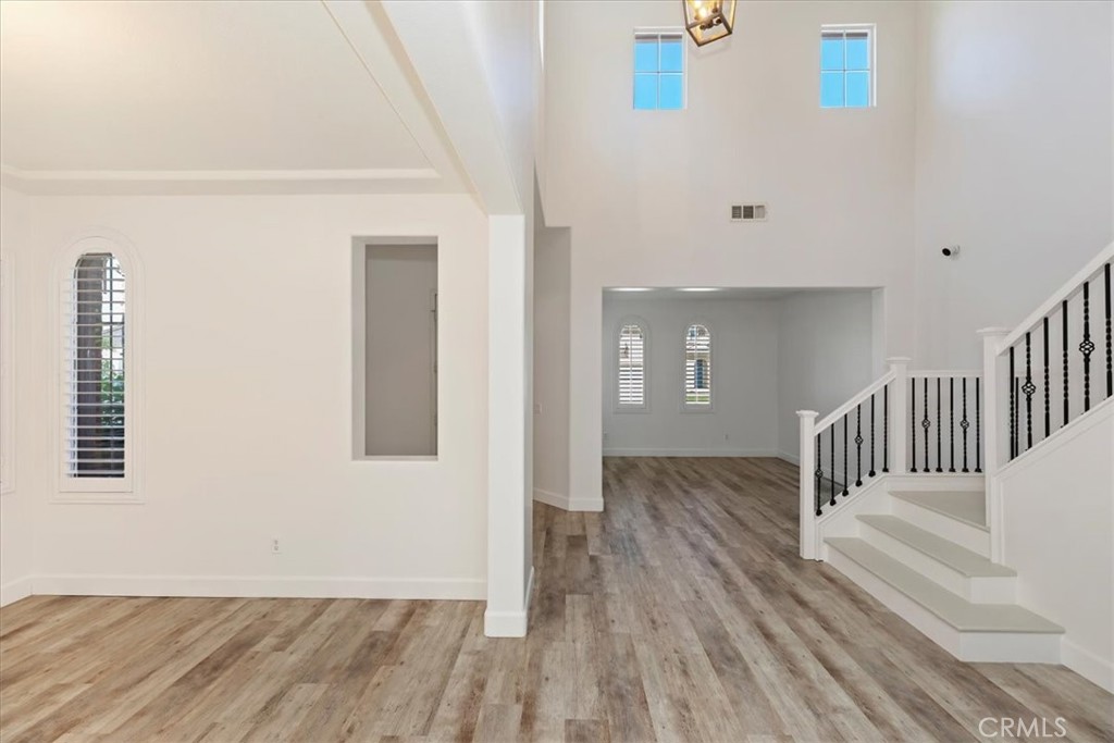 27792 Carlton Oaks Street