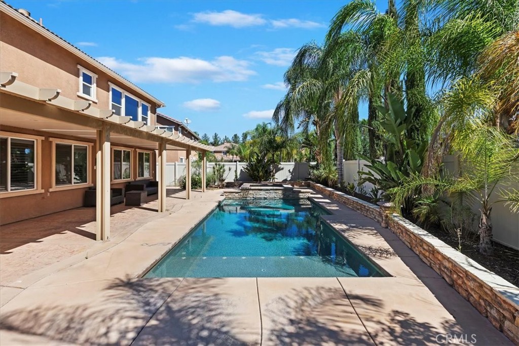 27792 Carlton Oaks Street